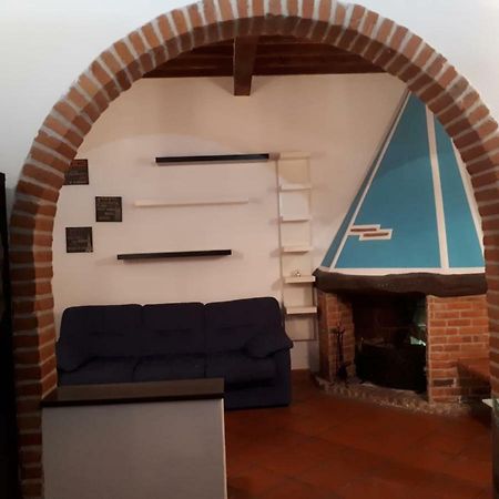 La Casina Di Stefy Apartment Livorno Bagian luar foto