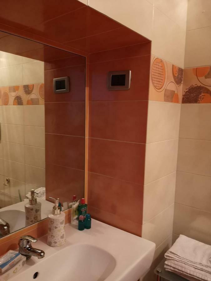 La Casina Di Stefy Apartment Livorno Bagian luar foto