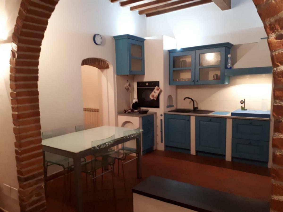 La Casina Di Stefy Apartment Livorno Bagian luar foto